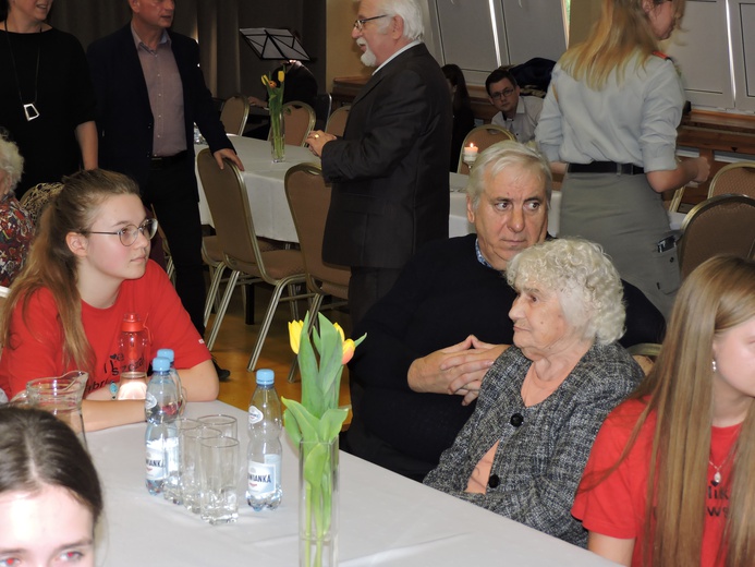 Kutno. Spotkanie z kombatantami w I LO im. H. Dąbrowskiego