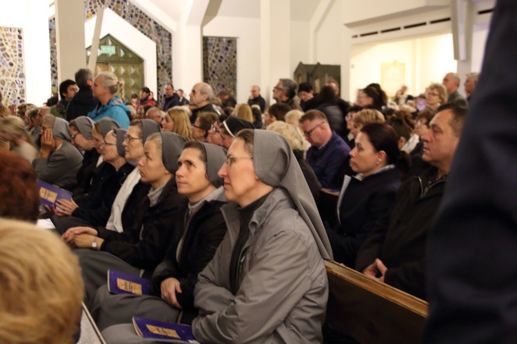 Pusta noc u św. Józefa i Judy Tadeusza w Rumi.