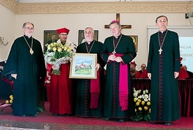 Przedstawiciel Stolicy Apostolskiej wyjaśniał swoją rolę w naszym kraju i dodał, że pełni tu także funkcję dziekana Korpusu Dyplomatycznego.