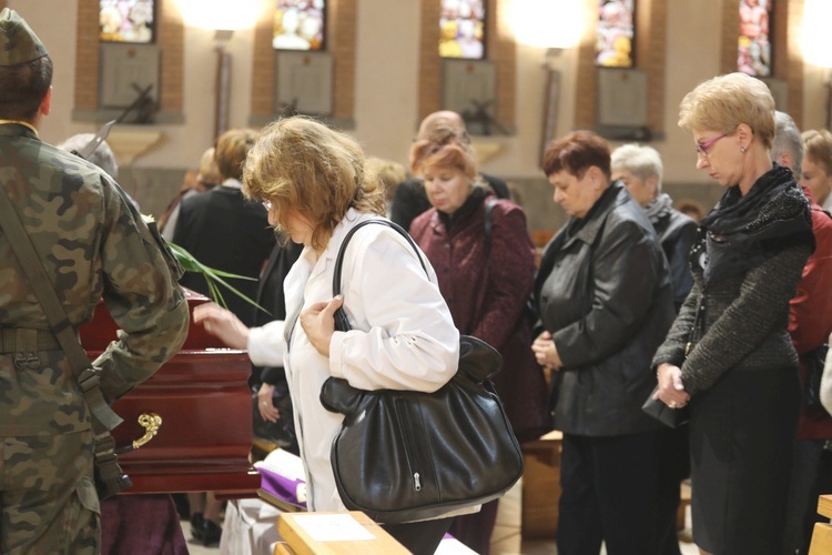 Ostatnie pożegnanie śp. ks. mjr. Krzysztofa Strauba 