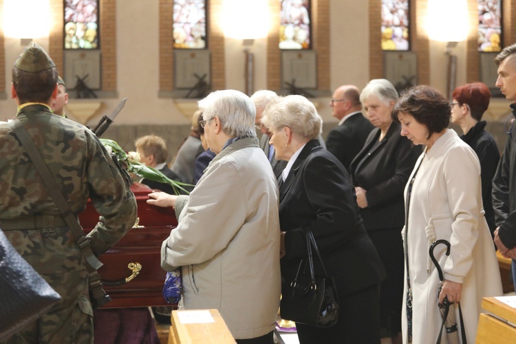 Ostatnie pożegnanie śp. ks. mjr. Krzysztofa Strauba 