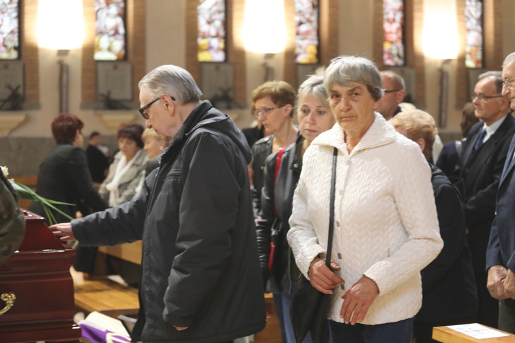 Ostatnie pożegnanie śp. ks. mjr. Krzysztofa Strauba 