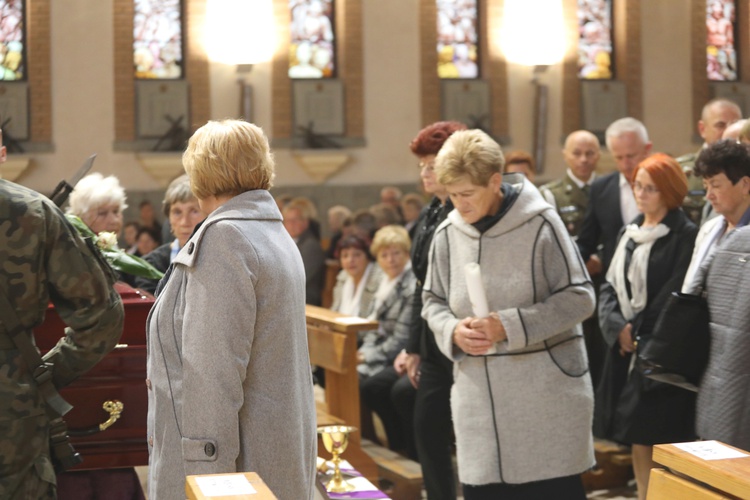 Ostatnie pożegnanie śp. ks. mjr. Krzysztofa Strauba 