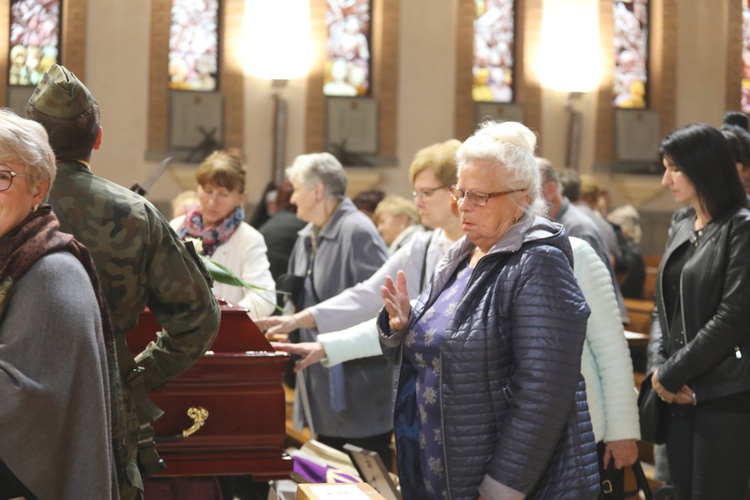 Ostatnie pożegnanie śp. ks. mjr. Krzysztofa Strauba 