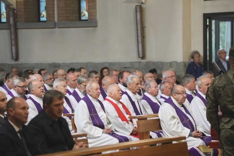 Ostatnie pożegnanie śp. ks. mjr. Krzysztofa Strauba 