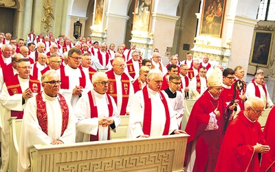 ▲	Centralnym wydarzeniem spotkania była Eucharystia.