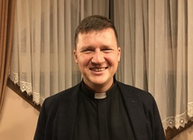 Do wspólnej modlitwy w intencji kapłanów zaprasza ks. Marcin Sprengel.