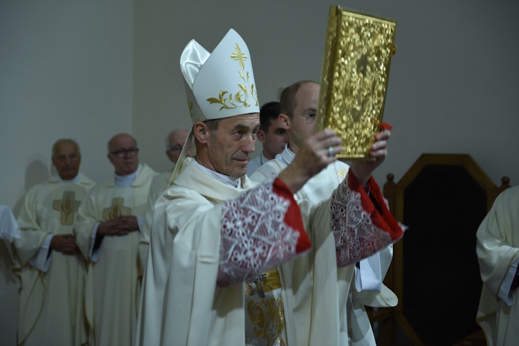 Odnowiony kościół pw. Ducha Świętego w Brzesku