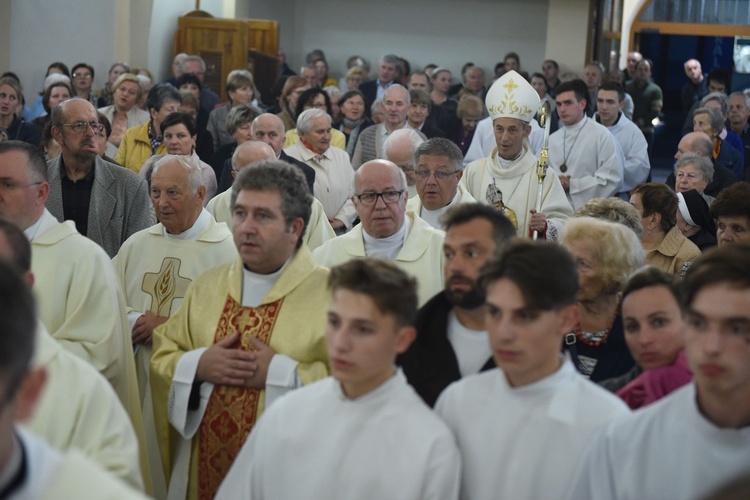 Odnowiony kościół pw. Ducha Świętego w Brzesku