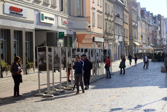 Dziewięć wystaw Opolskiego Festiwalu Fotografii