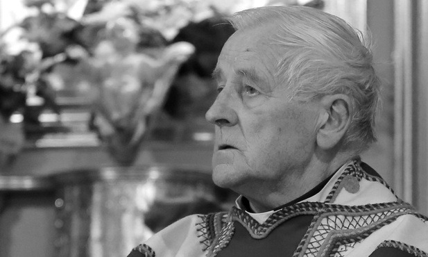 Śp. ks. prał. Kazimierz Malaga (1941-2019).