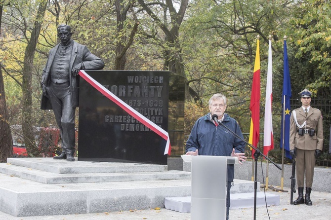 Prezydent Andrzej Duda odsłonił pomnik Wojciecha Korfantego