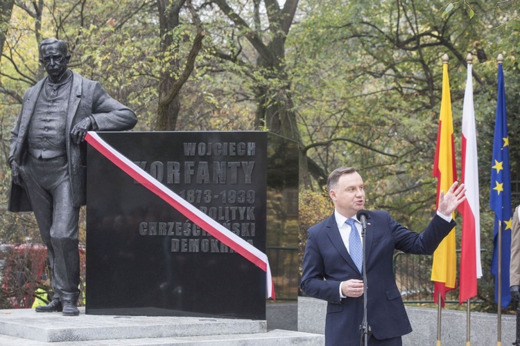 Prezydent Andrzej Duda odsłonił pomnik Wojciecha Korfantego