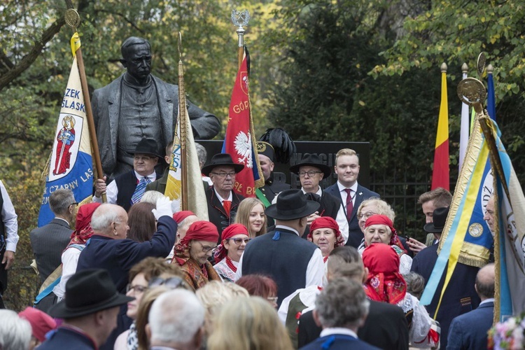 Prezydent Andrzej Duda odsłonił pomnik Wojciecha Korfantego