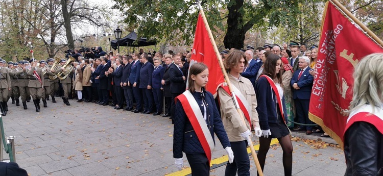 Prezydent Andrzej Duda odsłonił pomnik Wojciecha Korfantego