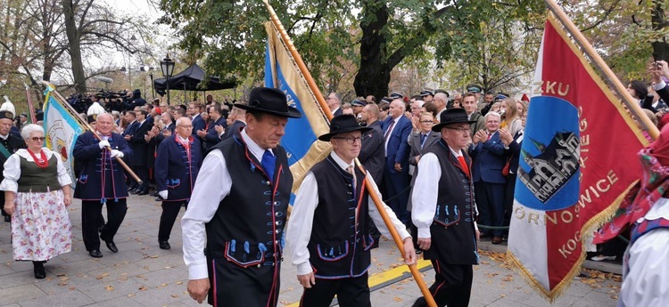 Prezydent Andrzej Duda odsłonił pomnik Wojciecha Korfantego