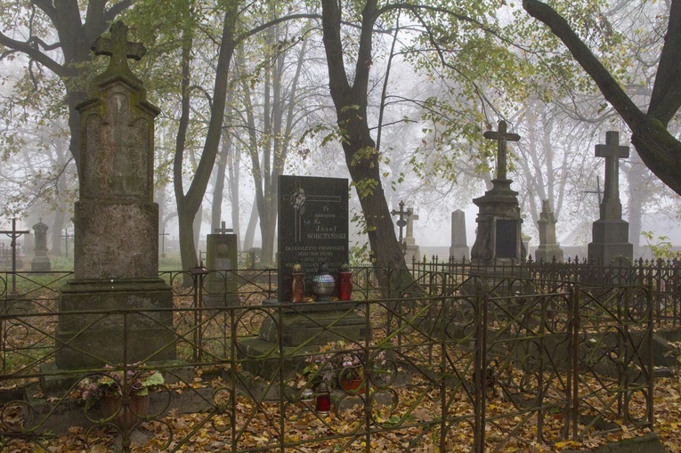 Stary Cmentarz na "Piaskach" w Miechocinie