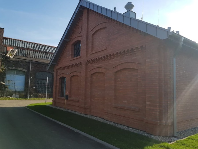 Dąbrowa Górnicza. Otwarto pierwszy budynek "Fabryki Pełnej Życia"
