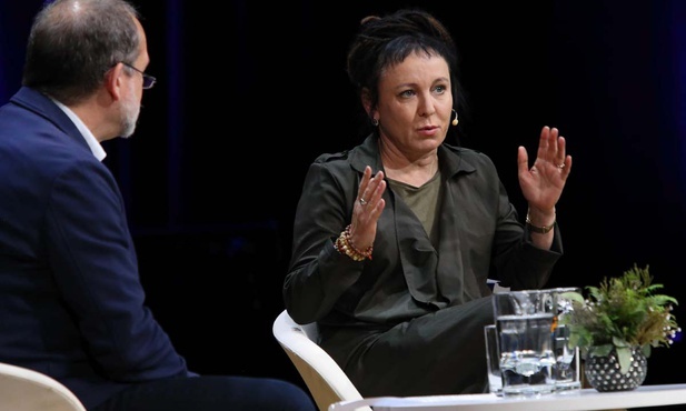 W Krakowie Olga Tokarczuk odpowiadała na pytania czytelników