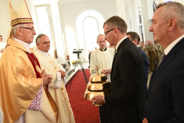 Pierwsza Msza św. w kościele pw. Miłosierdzia Bożego w Starym Sączu