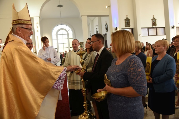 Pierwsza Msza św. w kościele pw. Miłosierdzia Bożego w Starym Sączu