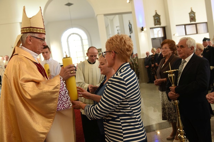 Pierwsza Msza św. w kościele pw. Miłosierdzia Bożego w Starym Sączu