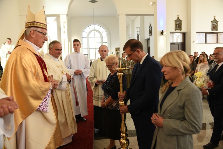 Pierwsza Msza św. w kościele pw. Miłosierdzia Bożego w Starym Sączu