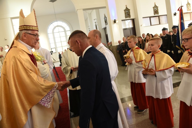 Pierwsza Msza św. w kościele pw. Miłosierdzia Bożego w Starym Sączu