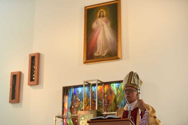 Pierwsza Msza św. w kościele pw. Miłosierdzia Bożego w Starym Sączu