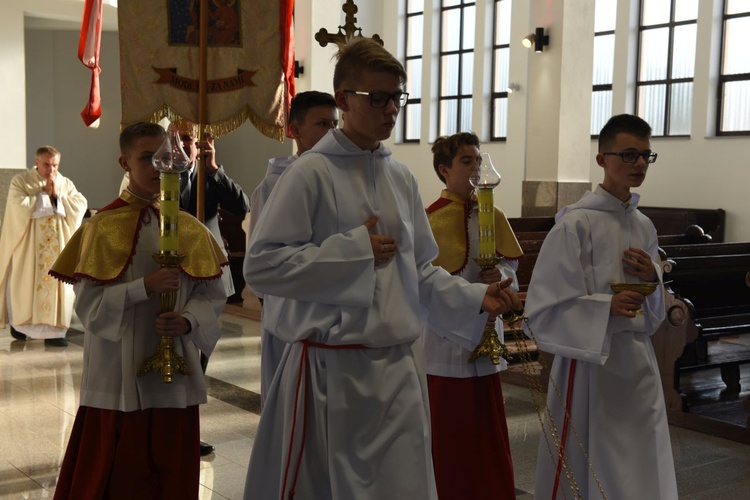 Pierwsza Msza św. w kościele pw. Miłosierdzia Bożego w Starym Sączu