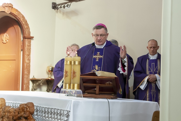 Pogrzeb ks. Mirosława Ruszkowskiego, cz. 1
