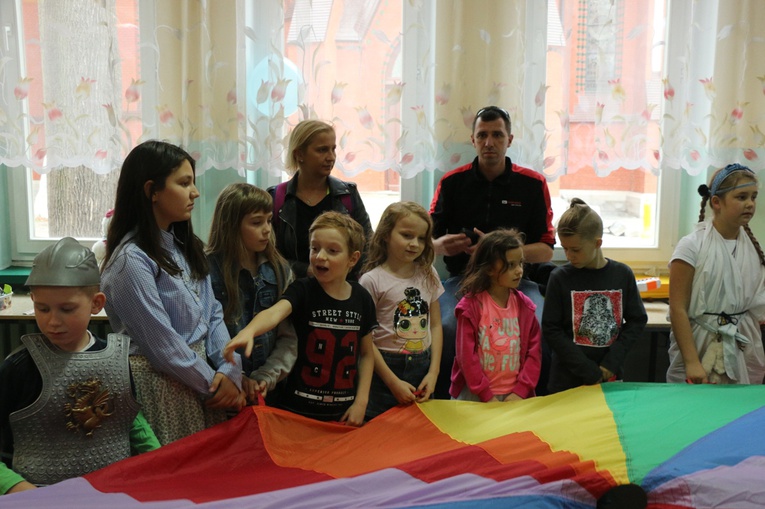 Bal Wszystkich Świętych w parafii pw. św. Henryka we Wrocławiu