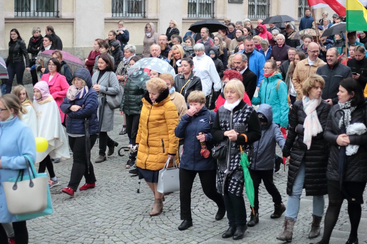 Święci w Złotoryi