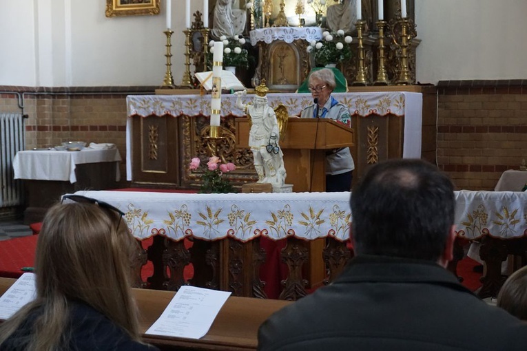 Harcerze modlili się za zmarłych druhów