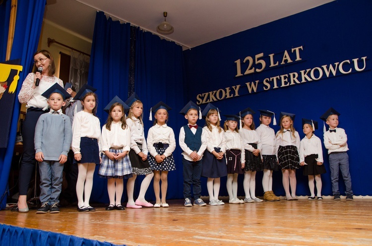 125 lat szkoły w Sterkowcu