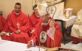 Wprowadzenie relikwii męczenników z Pariacoto do kościoła w Czernichowie