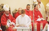 Wprowadzenie relikwii męczenników z Pariacoto do kościoła w Czernichowie
