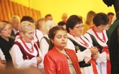 Wprowadzenie relikwii męczenników z Pariacoto do kościoła w Czernichowie