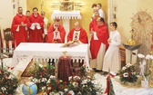 Wprowadzenie relikwii męczenników z Pariacoto do kościoła w Czernichowie