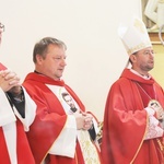 Wprowadzenie relikwii męczenników z Pariacoto do kościoła w Czernichowie