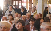 Wprowadzenie relikwii męczenników z Pariacoto do kościoła w Czernichowie
