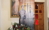 Wprowadzenie relikwii męczenników z Pariacoto do kościoła w Czernichowie