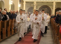 Poświęcenie witraży i kaplicy wieczystej adoracji w Tarnowie-Mościcach