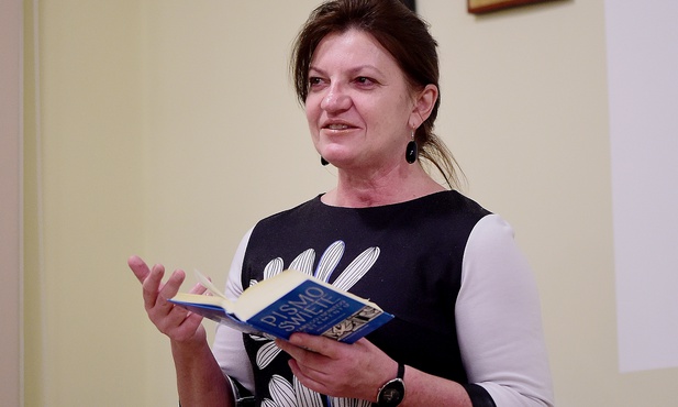 Jak czytać Biblię, aby ją zrozumieć?