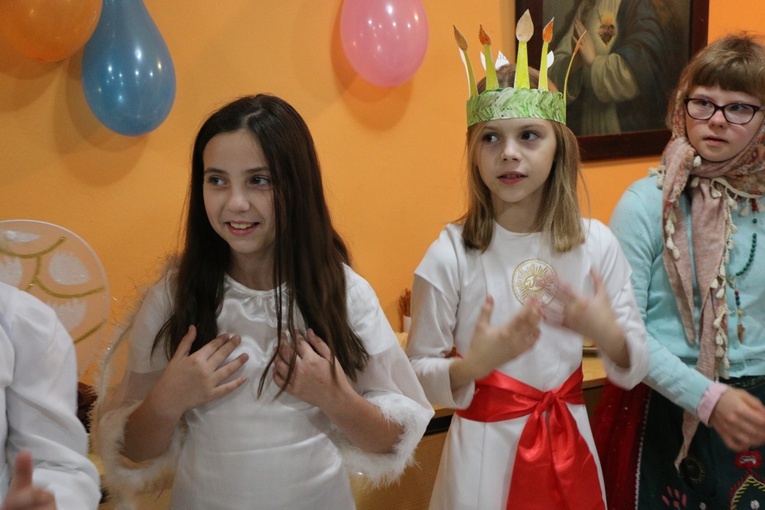 Bal Wszystkich Świętych w parafii pw. NMP Matki Miłosierdzia 
