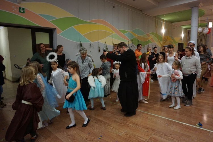 Bal Wszystkich Świętych w Bardzie