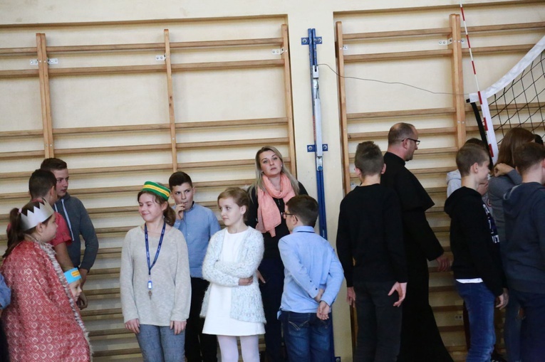 Bal świętych i aniołów w Białej Niżnej