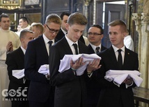 Obtuniczyny i kandydatura do święceń