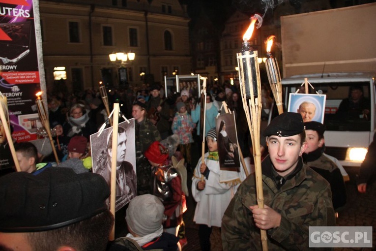 ​Świebodziński Marsz Wszystkich Świętych ze Świętymi