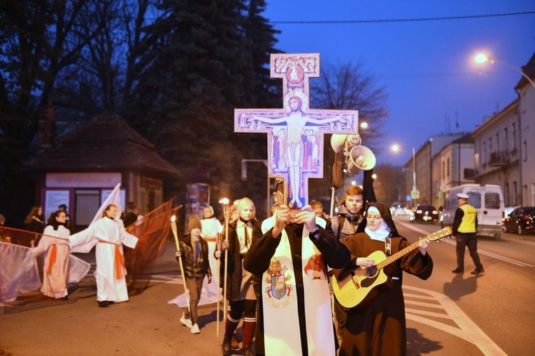 Dębicki Orszak Świętych 2019